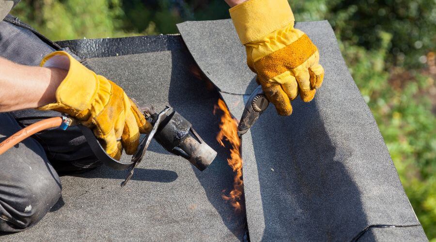 Professional New roof installation in Ferndale, MI